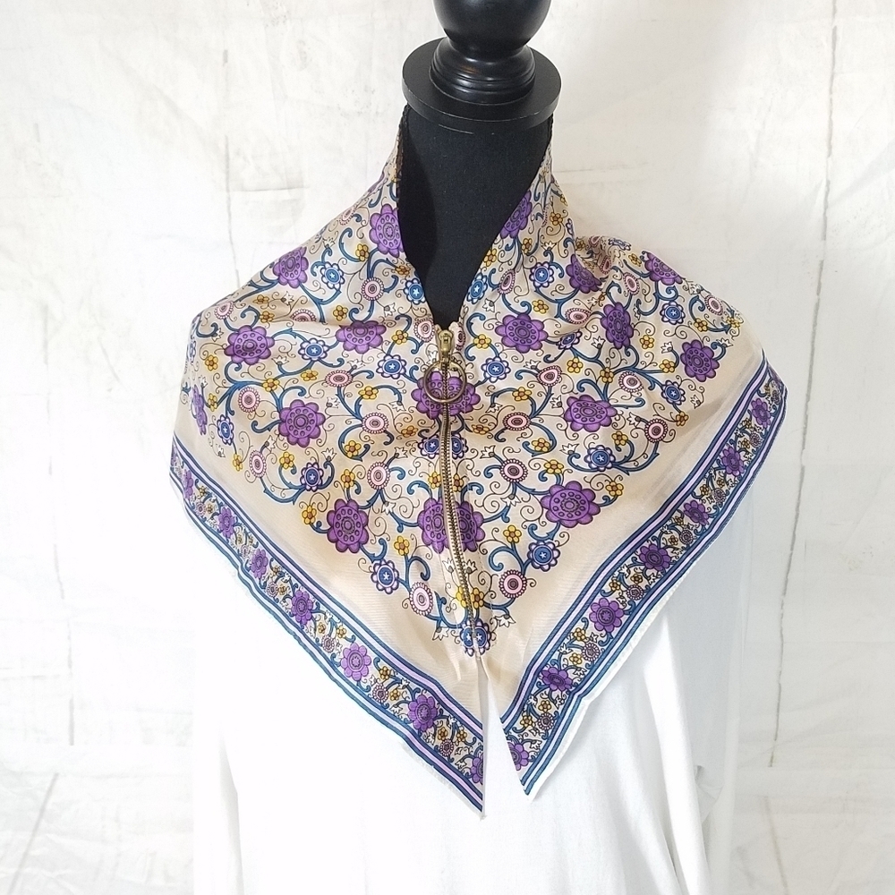 Zipper Floral zip front very unique scarf